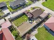 Prodej RD s krásnou zahradou v klidné části Bohutic, cena 7500000 CZK / objekt, nabízí František Novotný - Tvůj makléř