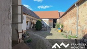 Rodinný dům k rekonstrukci s dvorem a stodolou - Damnice, cena 3800000 CZK / objekt, nabízí František Novotný - Tvůj makléř