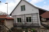 Pronájem, Rodinný dům, Bečváry, cena 29900 CZK / objekt / měsíc, nabízí QARA s.r.o.