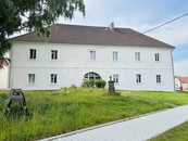 Pronájem, Prostory a objekty pro obchod a služby, Červený Újezd, cena 14500 CZK / objekt / měsíc, nabízí QARA s.r.o.