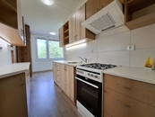 Pronájem, Byt 3+1, Trutnov, cena 14900 CZK / objekt / měsíc, nabízí