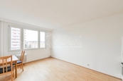Pronájem, Byt 1+kk, Praha 10, cena 13000 CZK / objekt / měsíc, nabízí QARA s.r.o.
