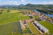 Prodej, Pozemek pro komerční využití, Mlékojedy, cena 13600000 CZK / objekt, nabízí QARA s.r.o.