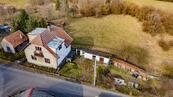 Lhotky, prodej rodinného domu 140 m2 na kraji obce s pozemkem 1086 m2, cena 6800000 CZK / objekt, nabízí 