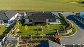Prodej fantastického zařízeného bungalovu 5+kk, cena 18490000 CZK / objekt, nabízí Apres reality
