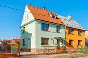 PROSTORNÝ RD SE ZAHRADOU A PARKOVÁNÍM - HOLEŠOV, cena 8990000 CZK / objekt, nabízí 