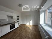 Pronájem bytu 1+1 39 m2, cena 11900 CZK / objekt / měsíc, nabízí 
