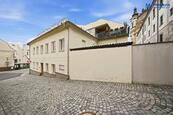 Exkluzivně nabízíme k prodeji stylový cihlový byt 3+kk o výměře 70 m² na ulici Farní ve Šternbe, cena 4990000 CZK / objekt, nabízí Moravia service R.K, s.r.o.
