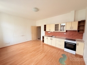 Pronájem, Byt 1+kk, České Budějovice, cena 10900 CZK / objekt / měsíc, nabízí REALDOMUS