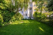 Prodej bytu 3+kk 76 m2 se zahradou 108 m2, terasou 9 m2 a garáží, cena 12400000 CZK / objekt, nabízí 