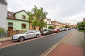 Prodej rodinného domu 122 m2, pozemek 175 m2, cena 9390000 CZK / objekt, nabízí 