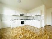 Pronájem, byt 3+1, 70 m2, OV, Most, ul. Česká , cena 15000 CZK / objekt / měsíc, nabízí 