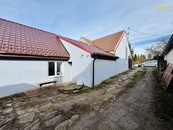 Prodej rodinného domu se dvěma byty 4+1 175 m2, pozemek 429 m2 Dešov, cena 2999000 CZK / objekt, nabízí 