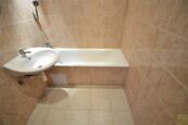 Prodej bytu 3+1/L, 74m2, Praha 6 - Řepy, ul. Španielova , cena 7200000 CZK / objekt, nabízí