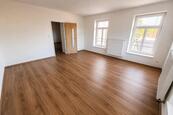 Pronájem prostorného bytu 2+kk, 70 m², Křesetice, cena 13500 CZK / objekt / měsíc, nabízí 