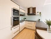 Prostorný a světlý byt 2+kk s lodžií 6 m2, sklepem a výtahem | Poděbrady, ul. Kozinova, cena 16000 CZK / objekt / měsíc, nabízí 