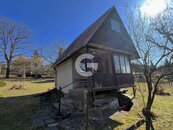 Chata na velkém pozemku 1 603 m2 v zastavitelném území, cena 2049000 CZK / objekt, nabízí Good move