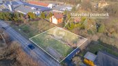 Prostorný stavební pozemek 955 m2 v klidné části Ludkovic - inženýrské sítě na dosah, cena 1590000 CZK / objekt, nabízí Good move