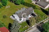 Prostor, soukromí a pohodlí - krásný dům 5+kk na pozemku 1 403 m2, cena 13490000 CZK / objekt, nabízí Good move