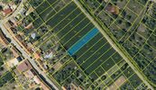 Stavební pozemek Radslavice 895 m2, cena 2800 CZK / m2, nabízí 
