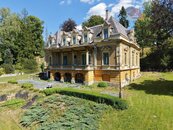 Vila 640m2 s pozemkem 8842m2, cena 13900000 CZK / objekt, nabízí Ochodek Estates s.r.o.