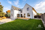 Rodinný dům 4+1 se zahradou 237 m2 | Praha 9 - Běchovice, cena 20950000 CZK / objekt, nabízí KOPECKÝ RealEstate & Partners