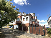 Pronájem bytu 3+kk s garáží, 68 m2, Dobříš, ul. Západní, okr. Příbram, cena 17500 CZK / objekt / měsíc, nabízí 