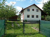 Prodej zařízeného RD 4+kk (74 m²) s garáží, dílnou a velkým pozemkem 1141 m² – Loučky (Zátor). Přímý majitel., cena 3650000 CZK / objekt, nabízí Soukromá inzerce z DBP.cz