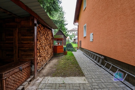 foto05_11384794_97bti.jpg