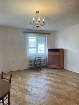 foto04_11296243_jusbw.jpg