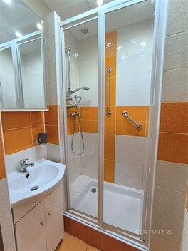 foto04_11503367_19a2n0.jpg