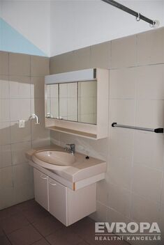 foto02_11381603_10vqm0.jpg