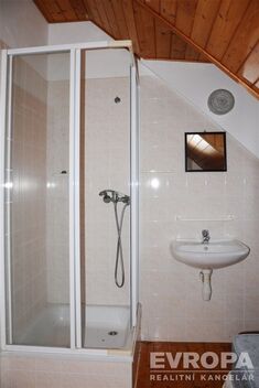 foto02_11381603_kicv4.jpg