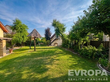 foto02_11518369_8x23o.jpg