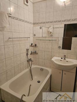foto02_11490825_1kz3w4.jpg