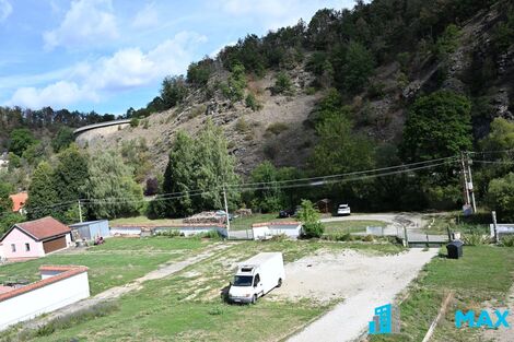 foto02_11545629_13dkk8.jpg