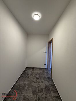 foto02_11350053_1jzvzo.jpg