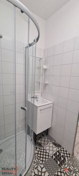foto02_11363701_72few.jpg