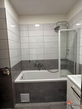 foto02_11536868_xnng.jpg