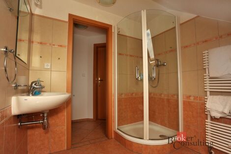 foto02_11542536_1eb9v4.jpg