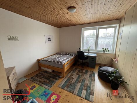 foto02_11556489_1ivm80.jpg