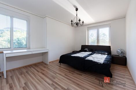 foto02_11556494_1mwr2g.jpg