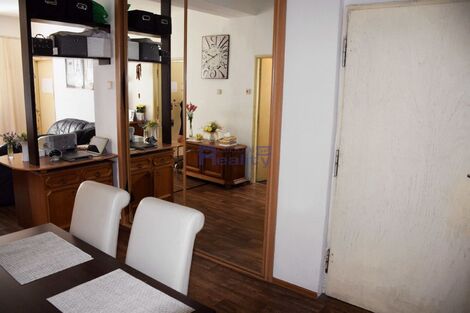 foto02_11392772_17y73s.jpg