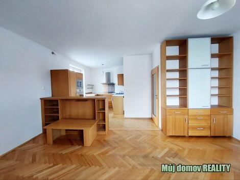 foto02_11351235_1kurso.jpg