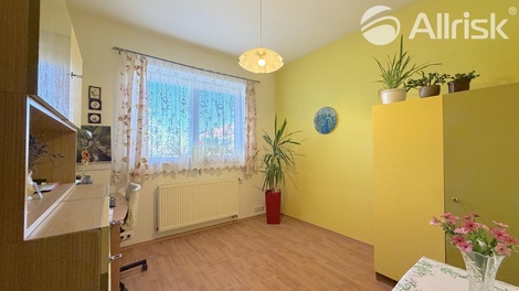 foto05_11484418_2cst2.jpg