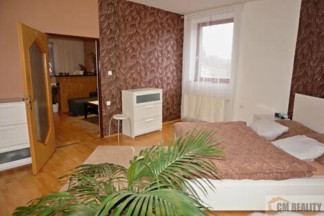 foto02_11351797_yom5k.jpg