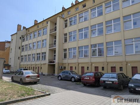 foto02_11533345_hhum4.jpg