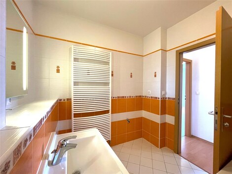 foto04_11381127_1arvoc.jpg