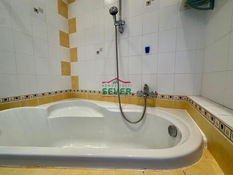 foto02_11370945_s8ct8.jpg