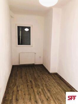 foto02_11536524_1gjpuo.jpg